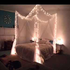 Lighted bed canopy